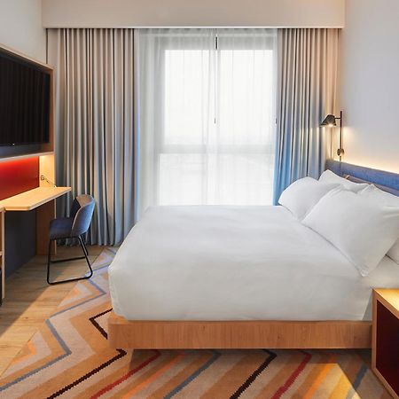 فندق Hampton By Hilton Barcelona Fira Gran Via لوسبيتاليت دي يوبريغات المظهر الخارجي الصورة