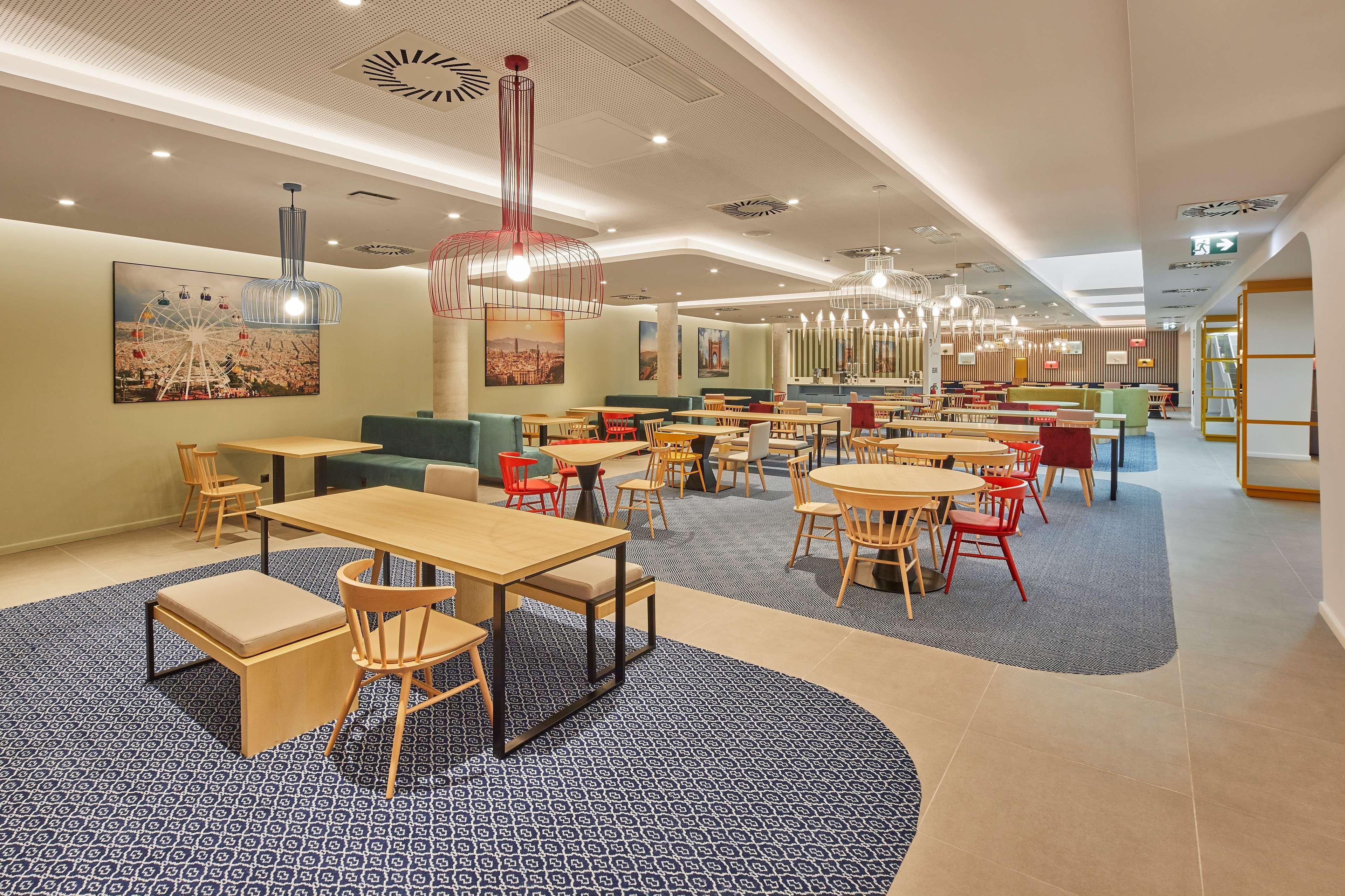 فندق Hampton By Hilton Barcelona Fira Gran Via لوسبيتاليت دي يوبريغات المظهر الخارجي الصورة