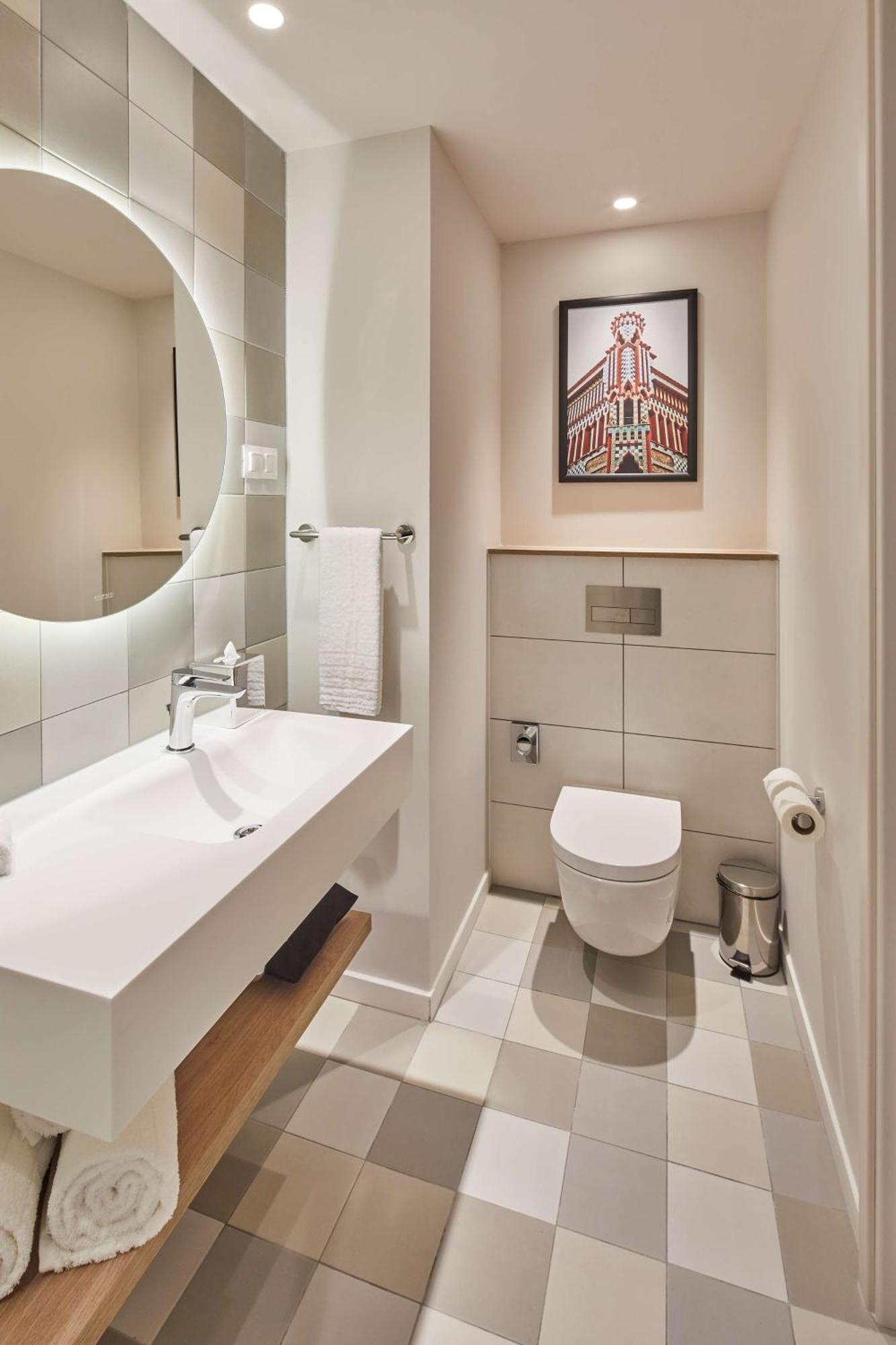 فندق Hampton By Hilton Barcelona Fira Gran Via لوسبيتاليت دي يوبريغات المظهر الخارجي الصورة