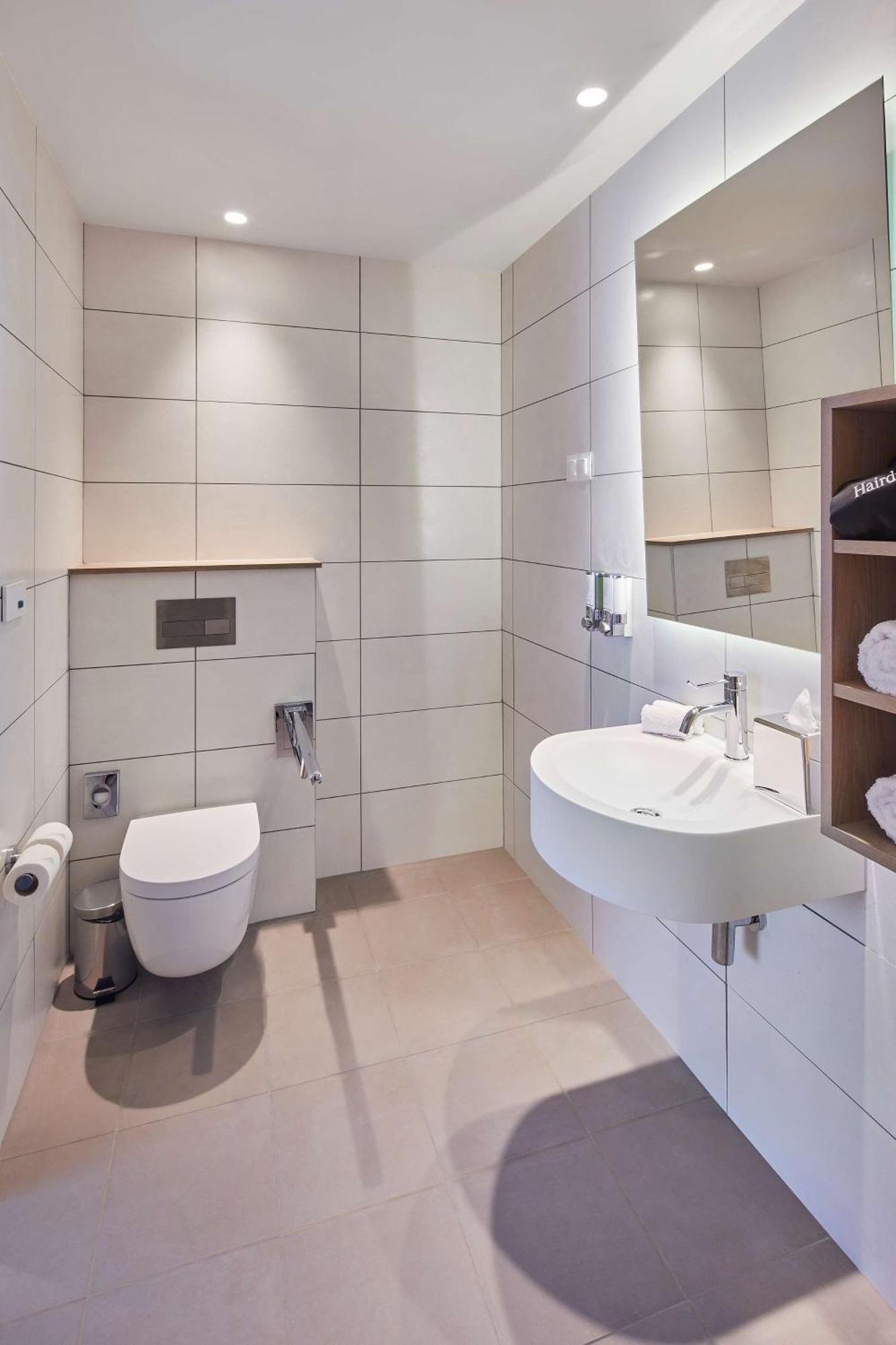 فندق Hampton By Hilton Barcelona Fira Gran Via لوسبيتاليت دي يوبريغات المظهر الخارجي الصورة