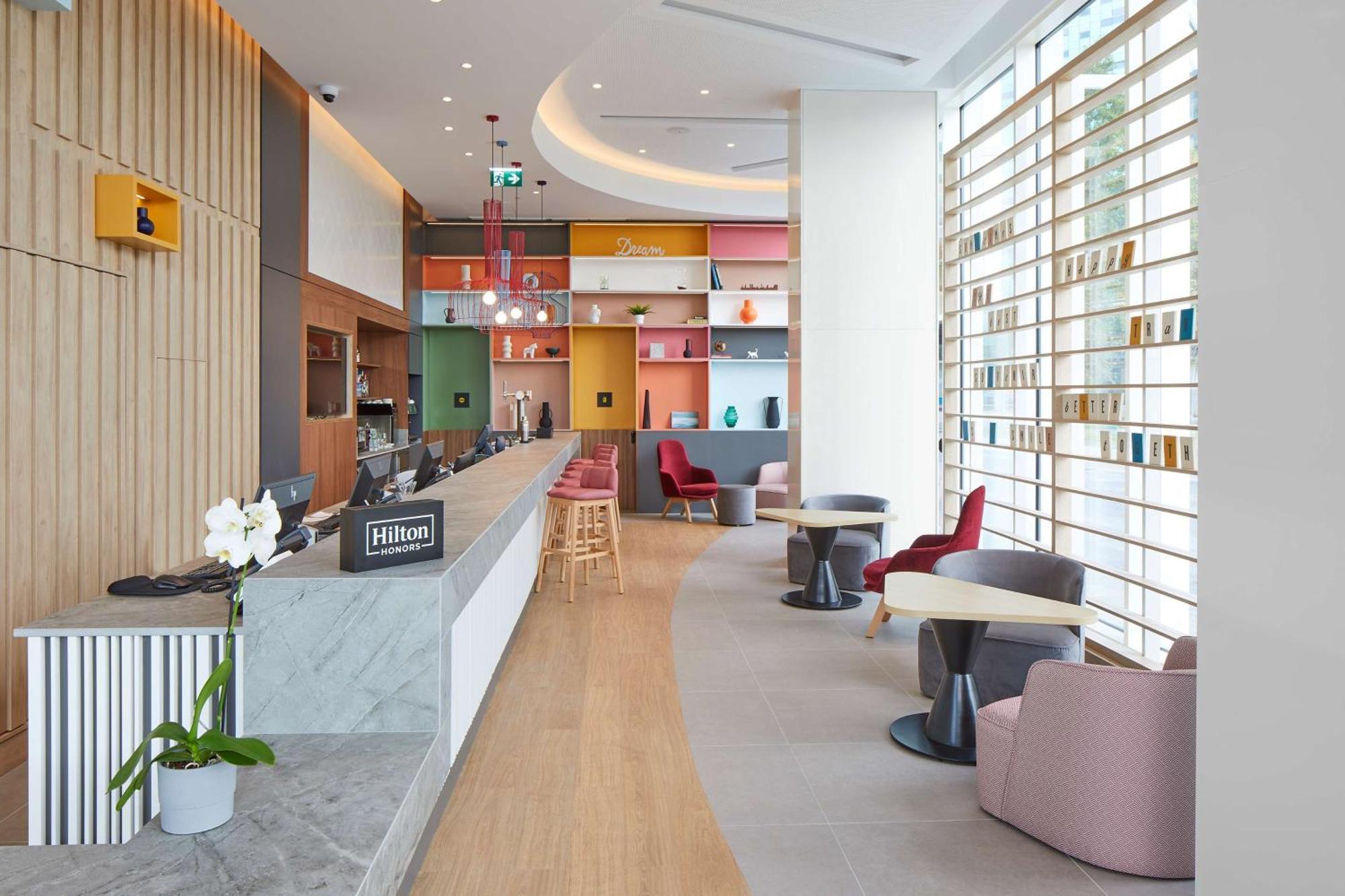 فندق Hampton By Hilton Barcelona Fira Gran Via لوسبيتاليت دي يوبريغات المظهر الخارجي الصورة