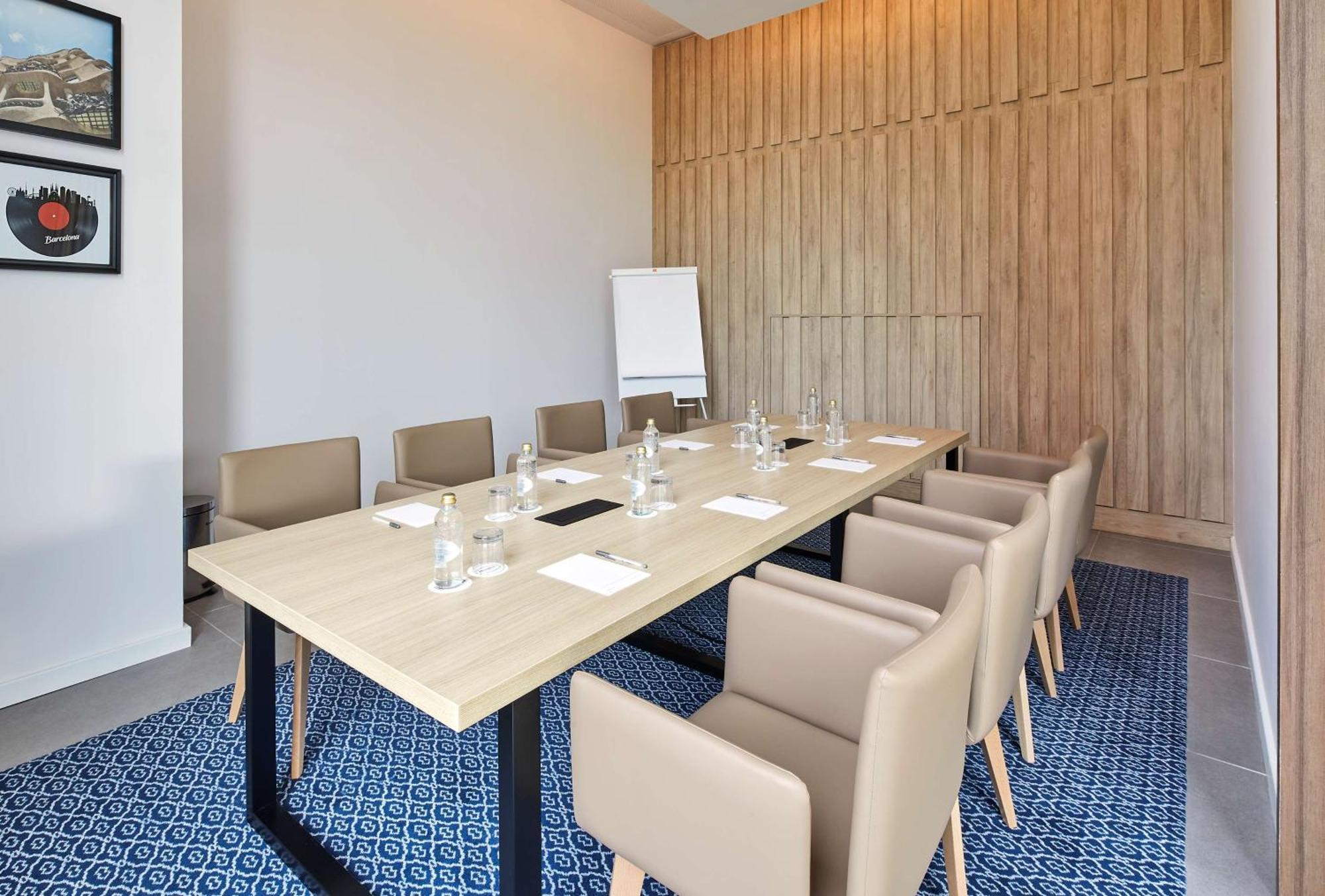 فندق Hampton By Hilton Barcelona Fira Gran Via لوسبيتاليت دي يوبريغات المظهر الخارجي الصورة